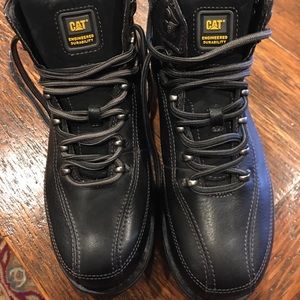 CAT mens Akon lace up boots